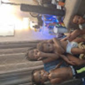 Meet your Posher, Denise